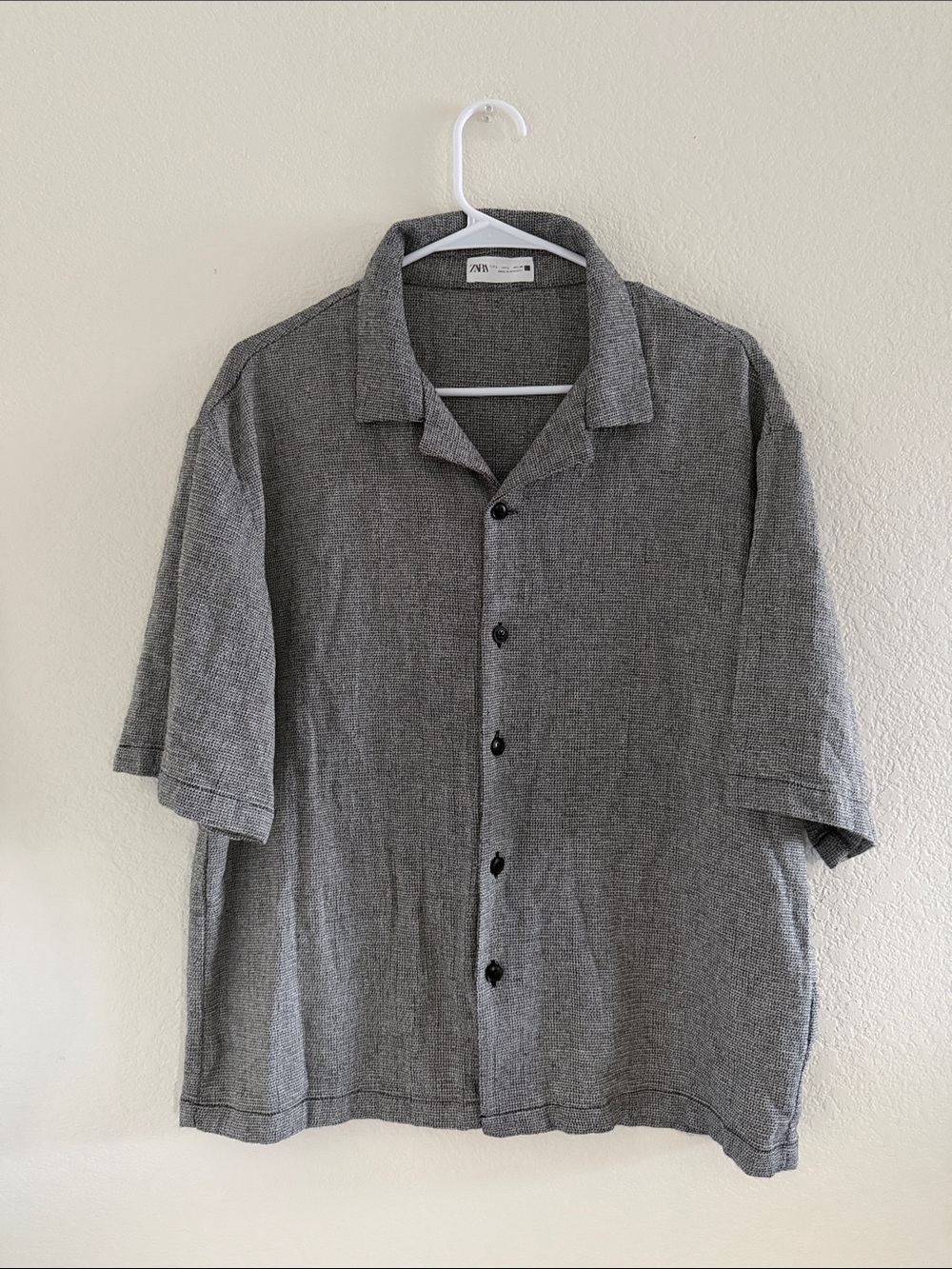 Zara Men’s Short-Sleeve Button-Down Shirt